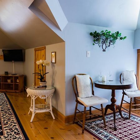 A Hidden Gem Bed And Breakfast Windsor Buitenkant foto